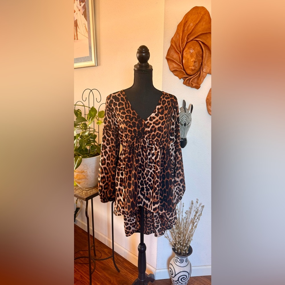 Fashion Nova Leopard Print V-Neck Tunic